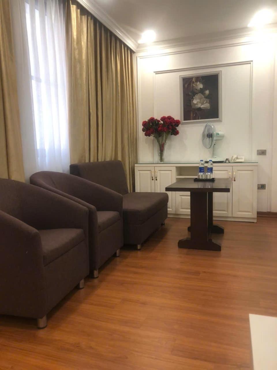 Bai Tho Mountain Hotel 下龍 外观 照片